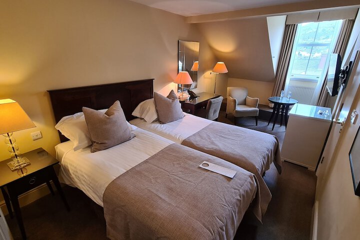 Room 44 of 92