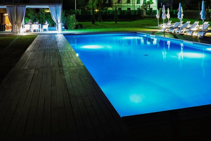 Pool 28 of 51