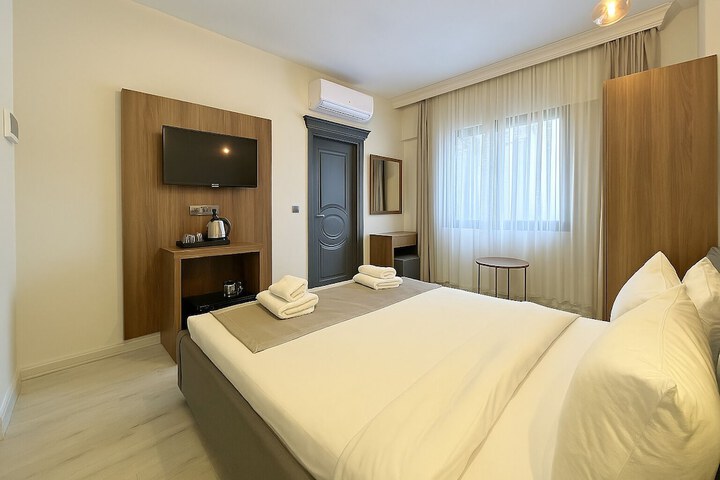 Room 9 of 54