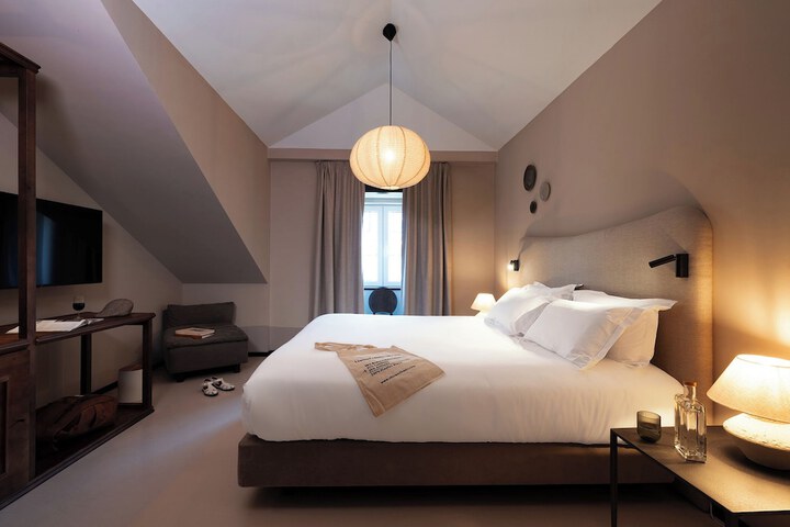 Room 29 of 50
