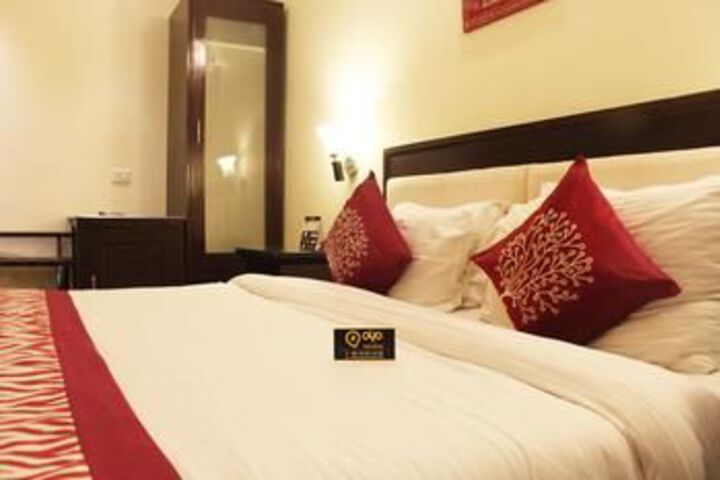 Room 14 of 21