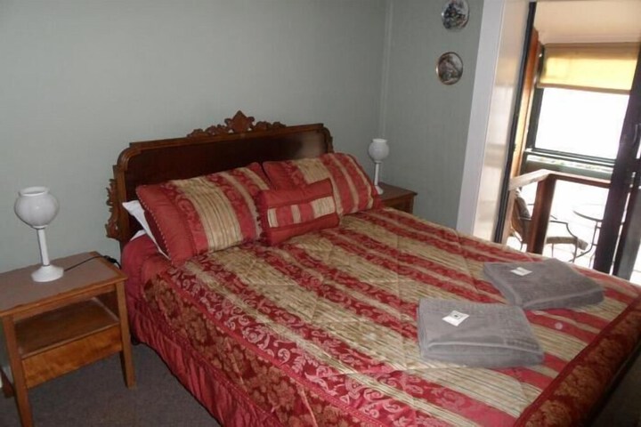 Room 12 of 43