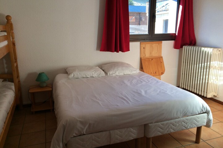 Room 3 of 45