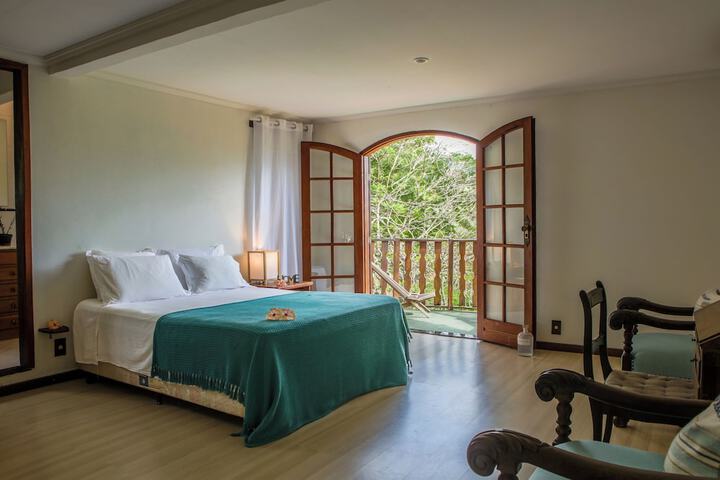 Room 4 of 24
