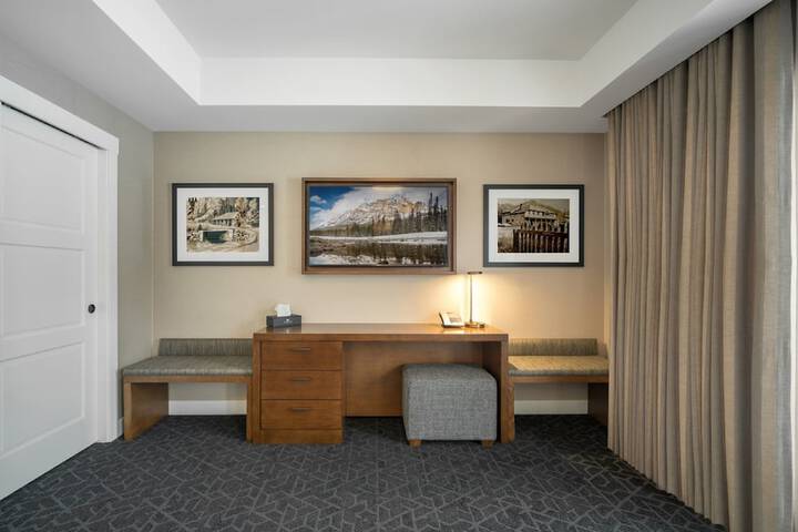 Room 16 of 55