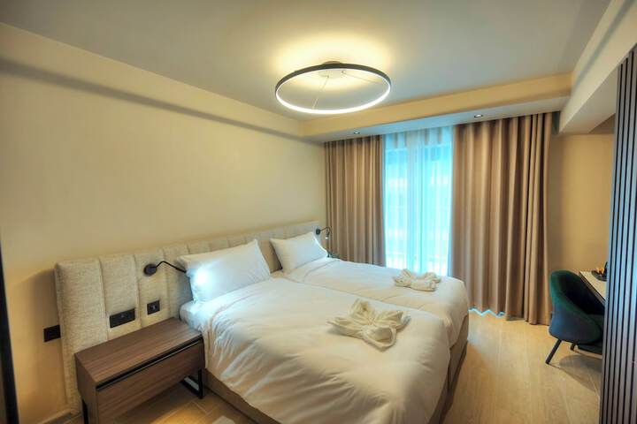 Room 9 of 71