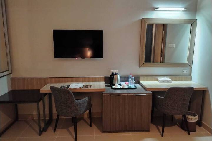 Room 9 of 65