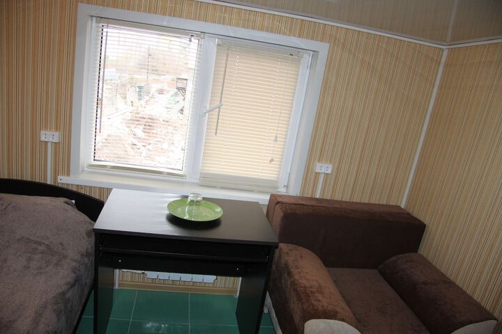 Room 13 of 20