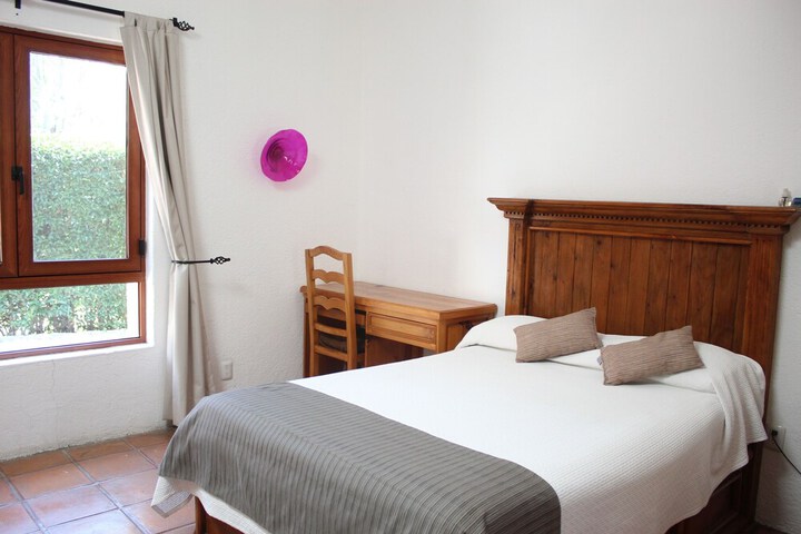 Room 9 of 46