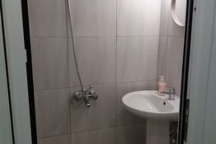Room 2 of 30