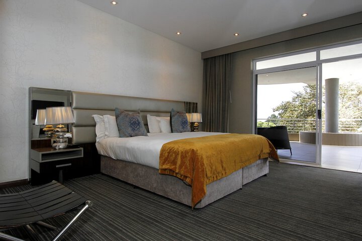 Room 10 of 79