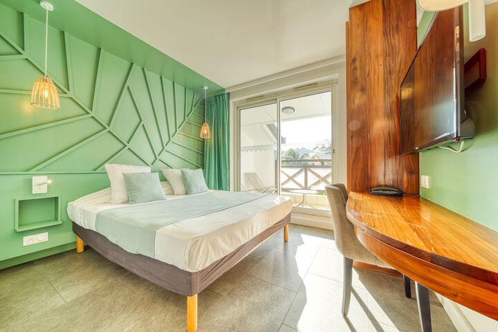 Room 8 of 26