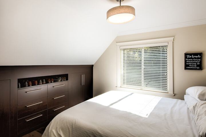 Room 7 of 65