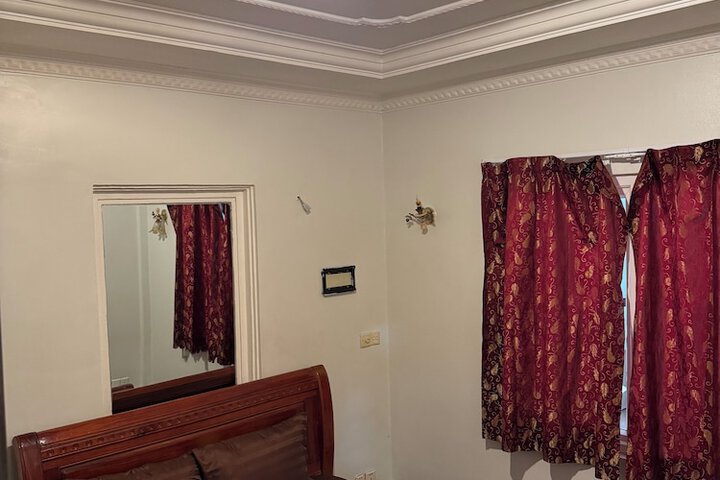 Room 3 of 36