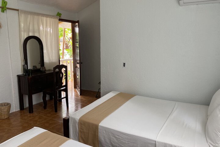 Room 21 of 36