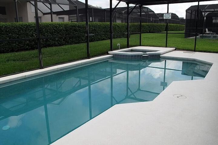 Pool 9 of 28