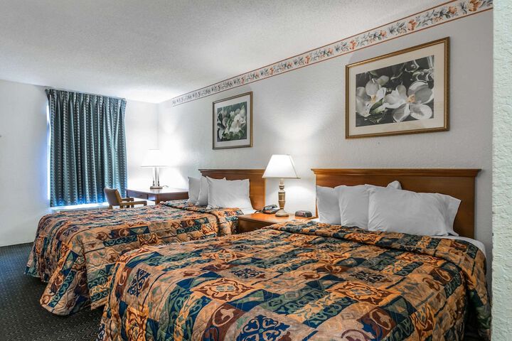 Room 8 of 29