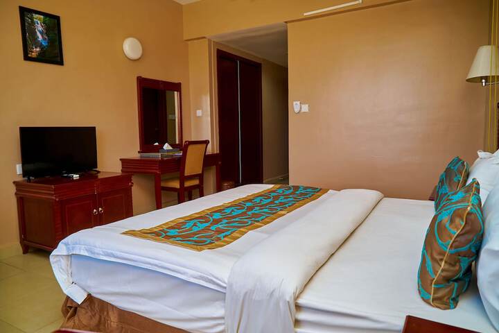 Room 7 of 29