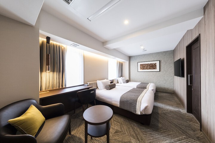 Room 22 of 87