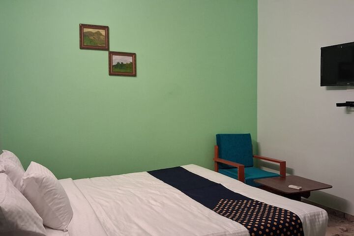 Room 40 of 63