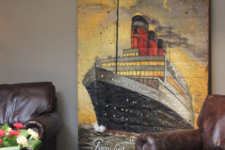 Guest Lobby
