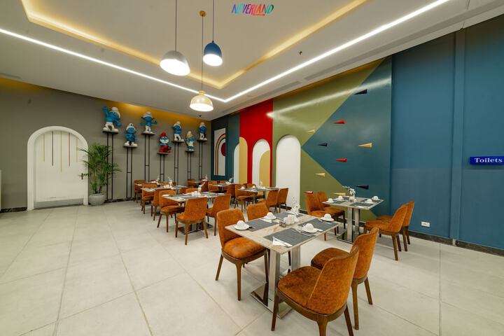 Dining 120 of 208