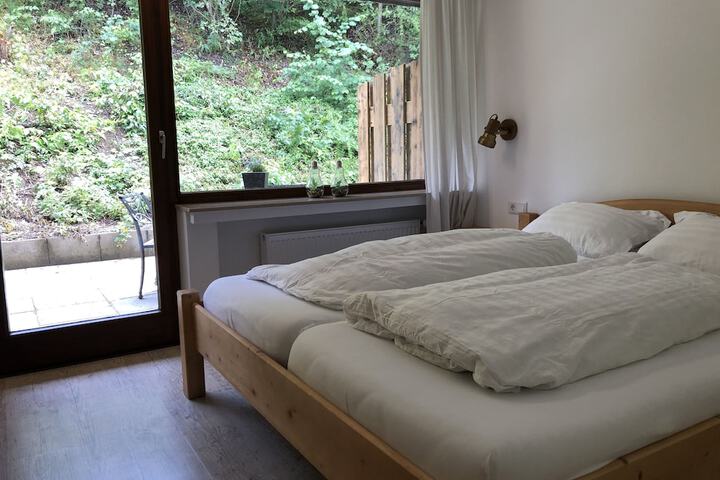 Room 9 of 30