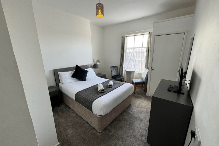 Room 45 of 125