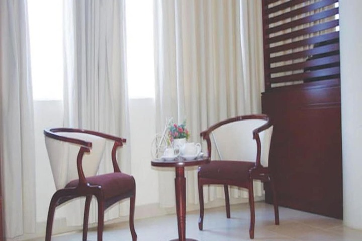 Room 14 of 28