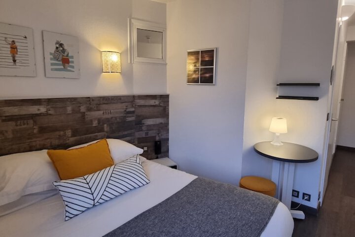 Room 19 of 62