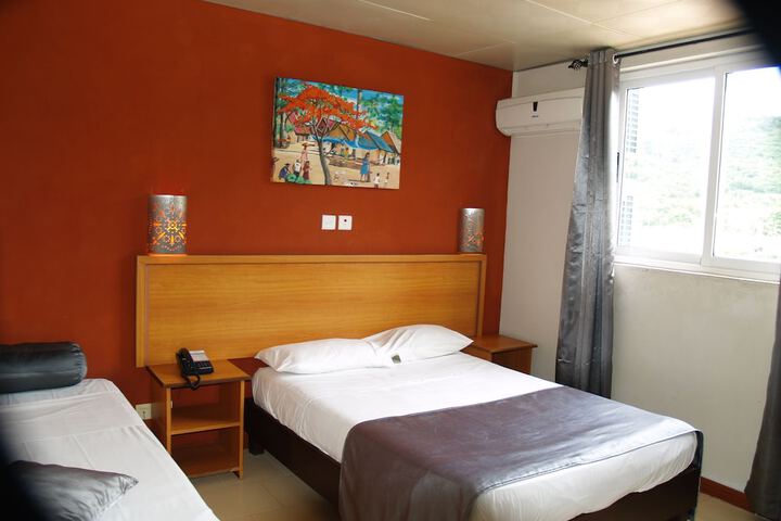 Room 9 of 39