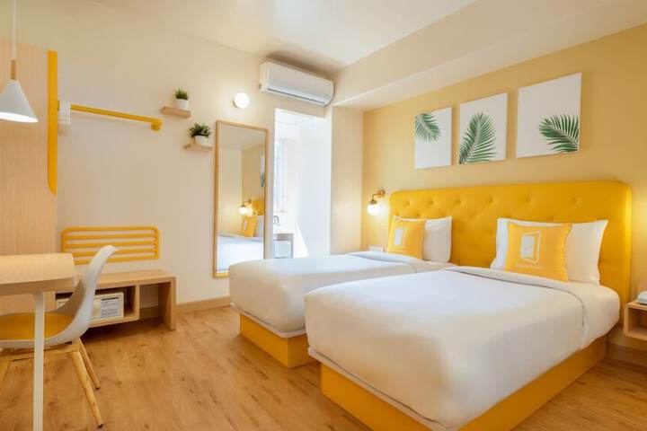 Room 17 of 24