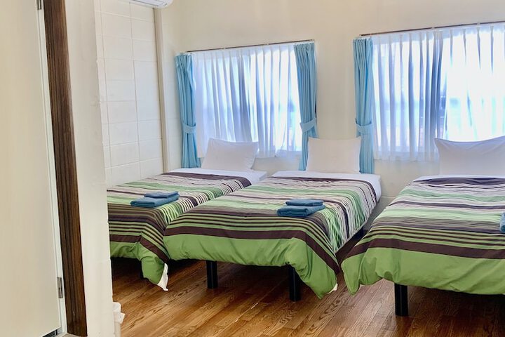 Room 13 of 69