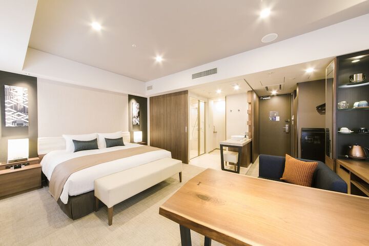 Room 20 of 96