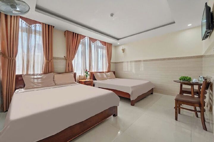 Room 9 of 21