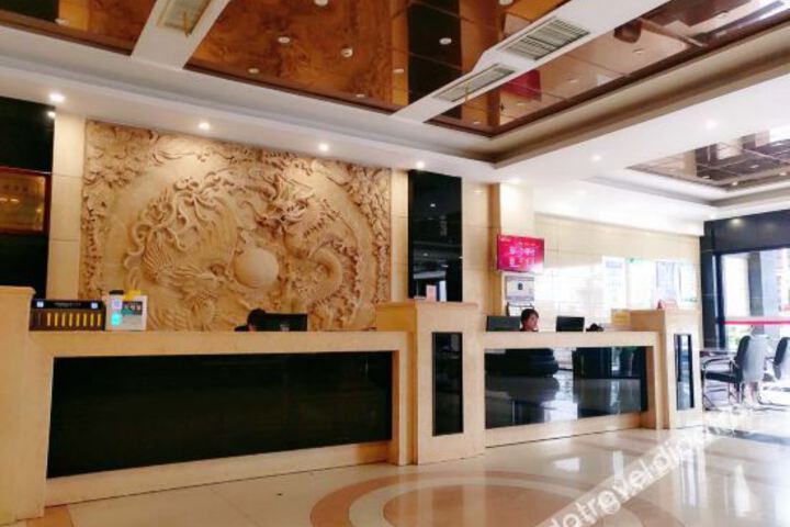 Hotel Interior 14 of 28