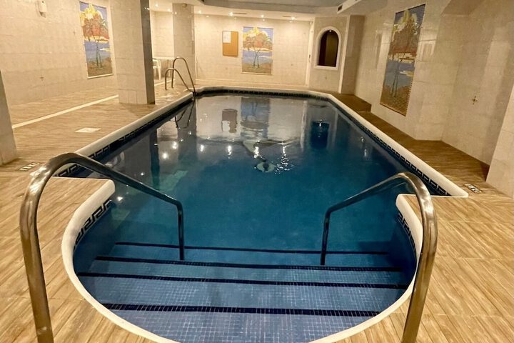 Pool 39 of 50