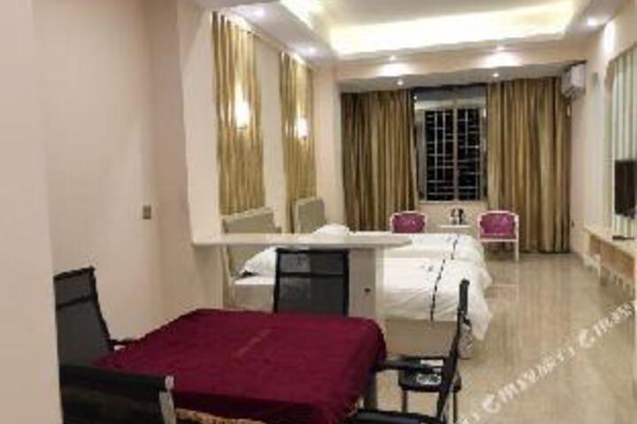 Danzhou chuangxiang theme Inn