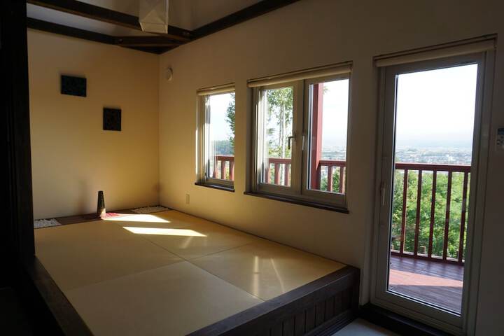 Room 6 of 21
