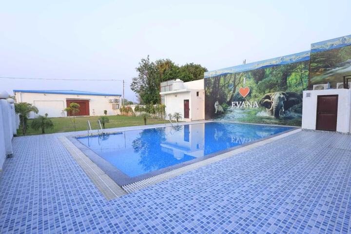 Pool 19 of 22