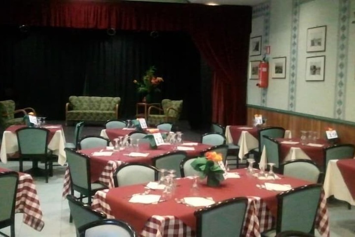 Dining Photos