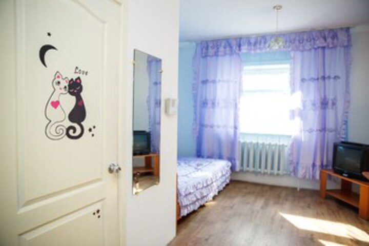 Room 12 of 13