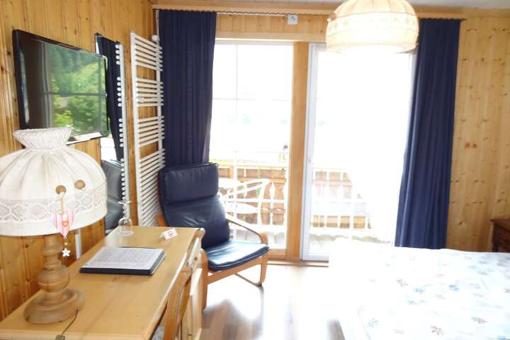 Room 5 of 51