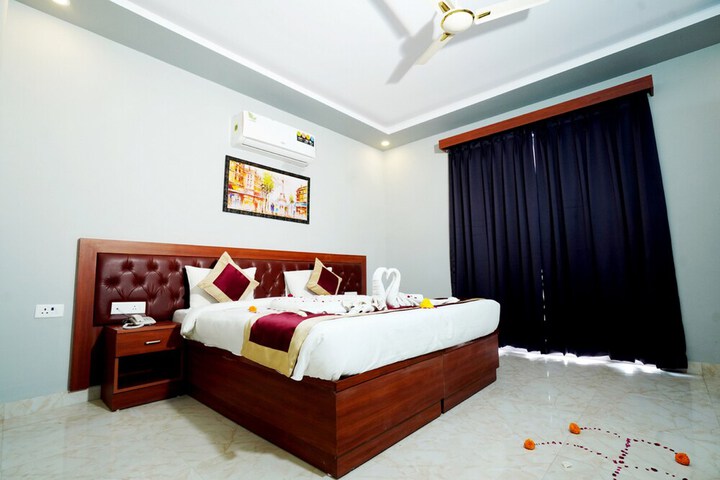 Room 12 of 37