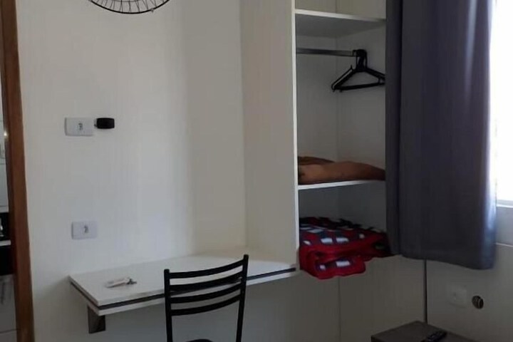 Room 5 of 13