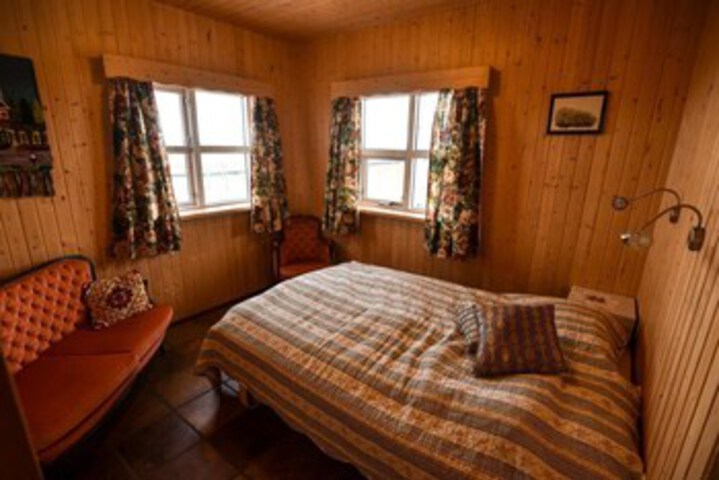 Room 13 of 15
