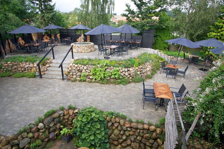 Terrace/Patio 72 of 76