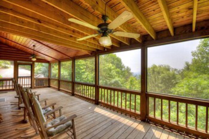 Terrace/Patio 2 of 33