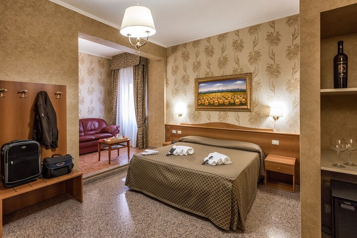 Room 7 of 42