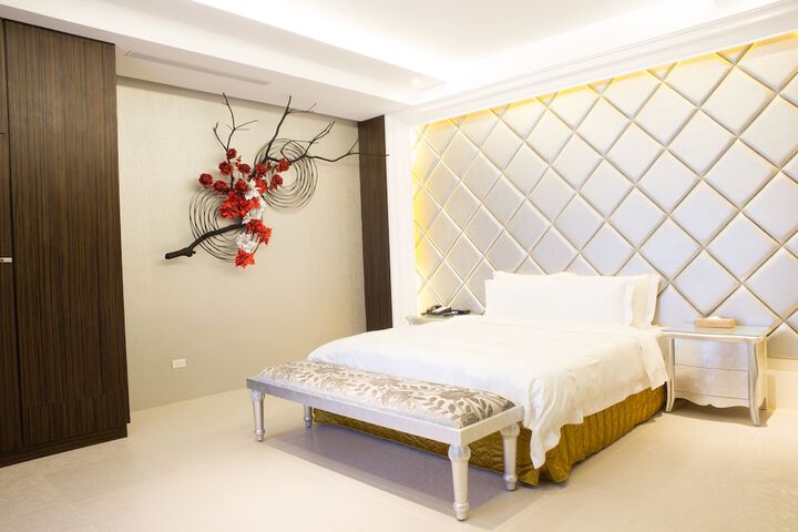 Room 11 of 55